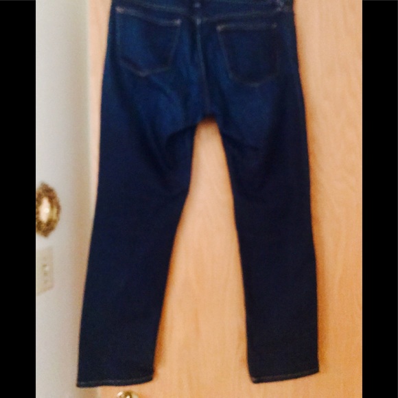 Gap straight leg dark jeans. Very comfy size 10s - Picture 4 of 4